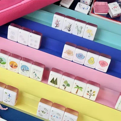 Pink Cartoon Emoji Mahjong Set